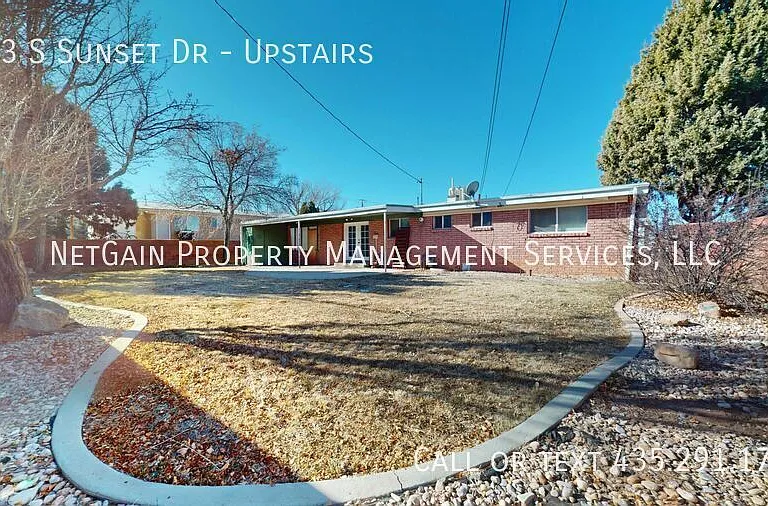643 S Sunset Dr #UPSTAIRS — Photo 20