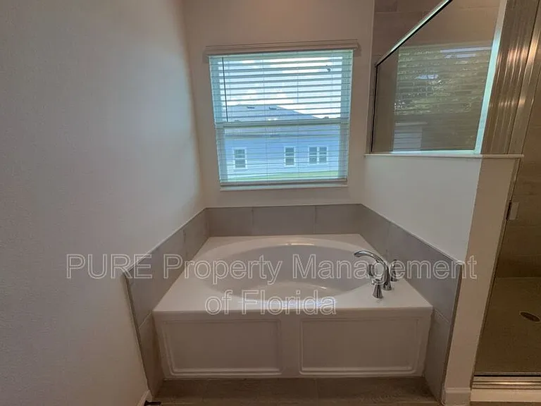 19725 SW 79th Pl — Photo 40
