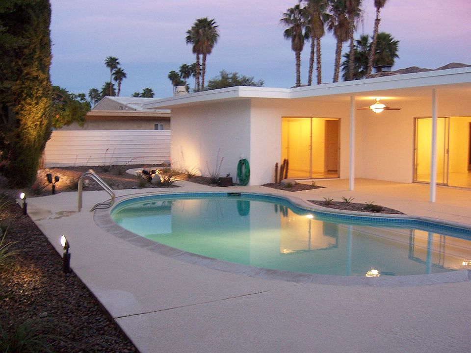 Classic Palm Springs Architecture