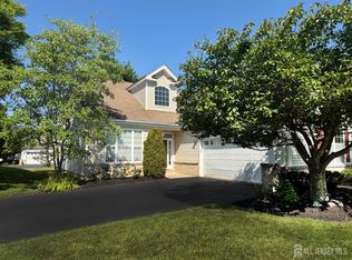 417 Melrose Way, Monroe Township, NJ 08831
