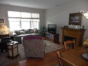 1st image of 3237 Wexford Dr
