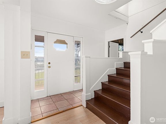 5th image of 1036 Fowler Street