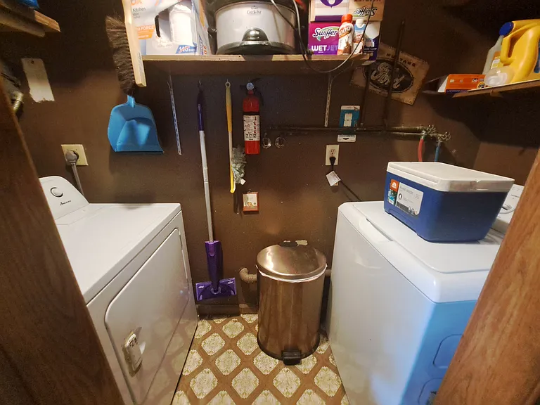314 Irma Dr — Photo 10