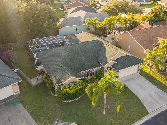 4th image of 2434 Icecapade Dr