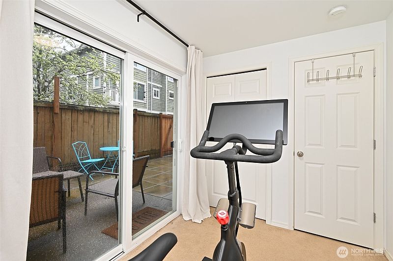 4th image of 8509 Midvale Avenue N #C