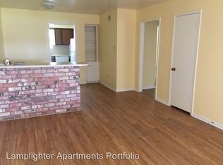 1235 11th St APT 11, Hempstead, TX 77445
