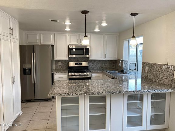 5th image of 283 Green Heath Pl