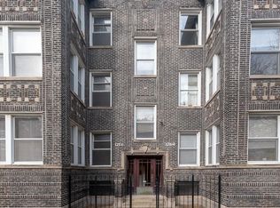 1266 W Montrose Ave #F2, Chicago, IL 60613