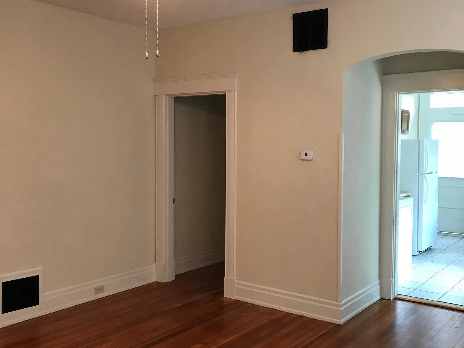 4 bed, 1.5 bath, $3,000 — Photo 3