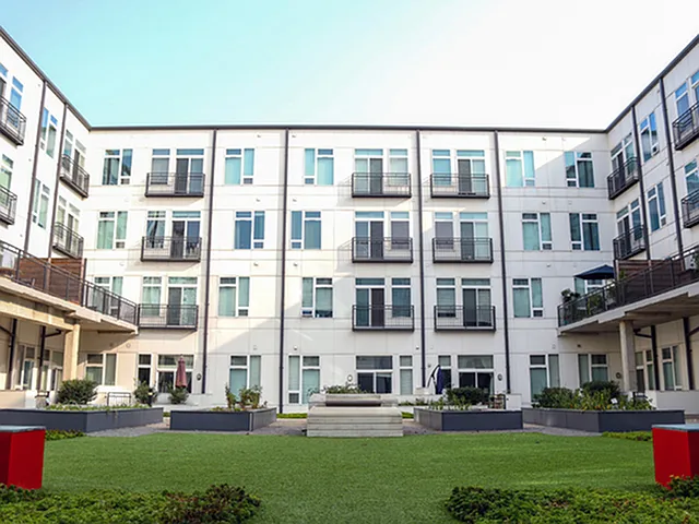 Artistry Community Courtyard
