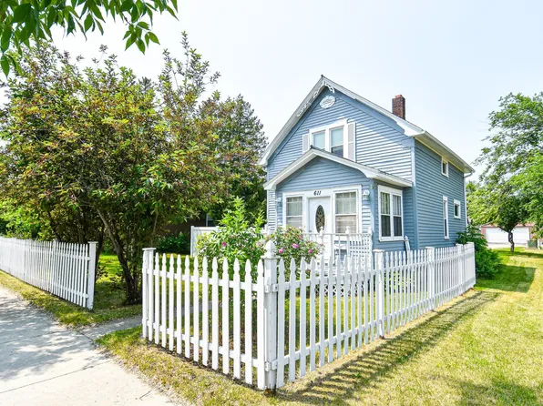611 Main Ave N, Thief River Falls, MN 56701