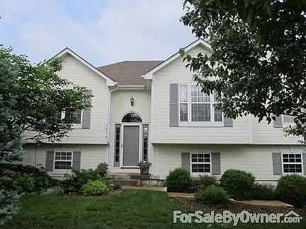 3rd image of 5814 Meadowlark Dr