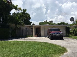 8700 NE 10th Ct, Miami, FL 33138