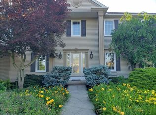 2764 Woodhaven Dr, Medina, OH 44256