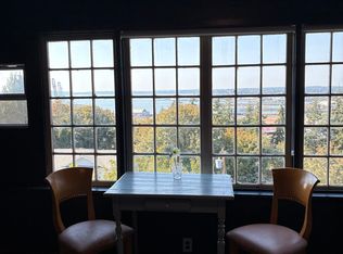 805 N Garden St, Bellingham, WA 98225