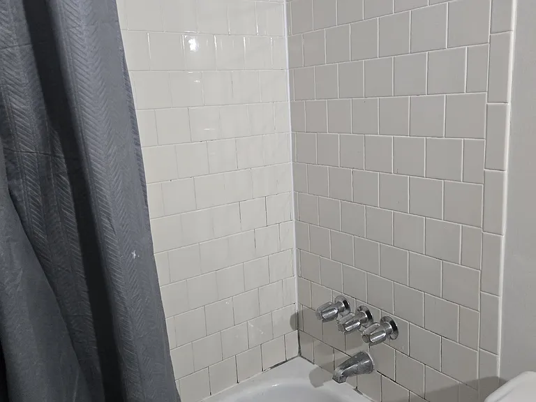 1 Golden Hill Ct — Photo 29