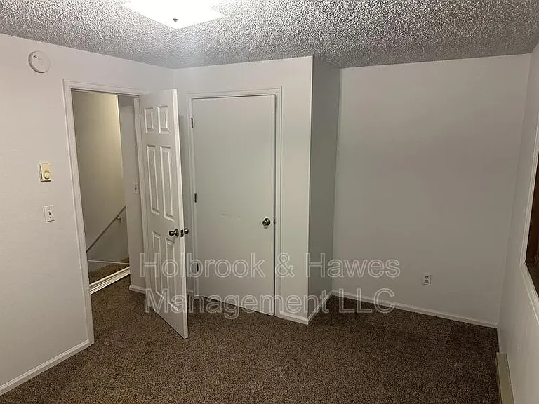 4887 Basswood Dr — Photo 16
