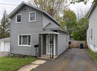 281 W 8th St, Oswego, NY 13126