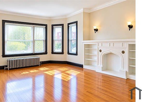 3rd image of 7826 S Honore St #1