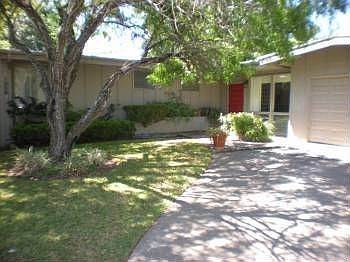 1st image of 1009 Hamlin Dr