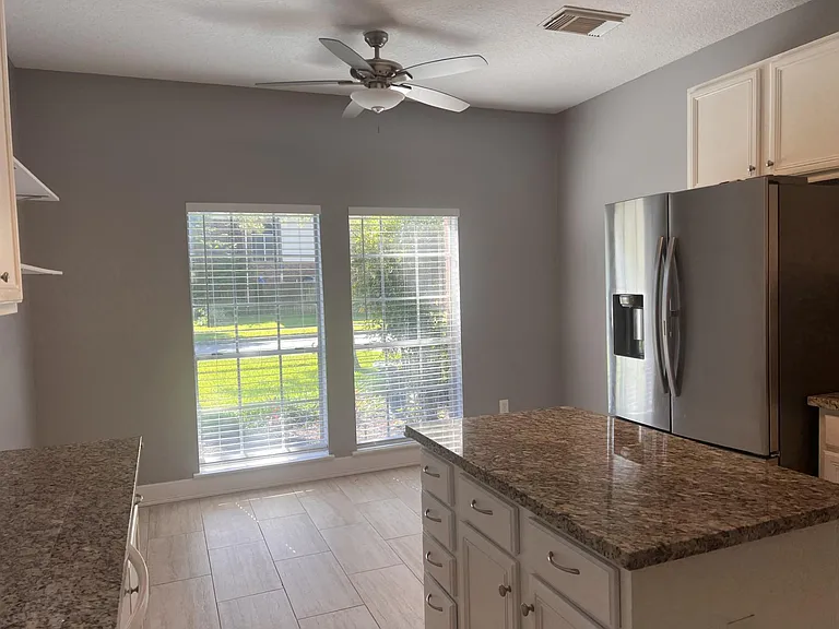 9327 Restover Ln — Photo 8