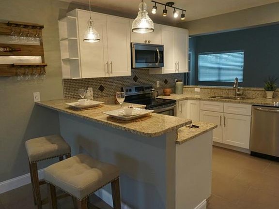 5th image of 4107 W Norma Ave