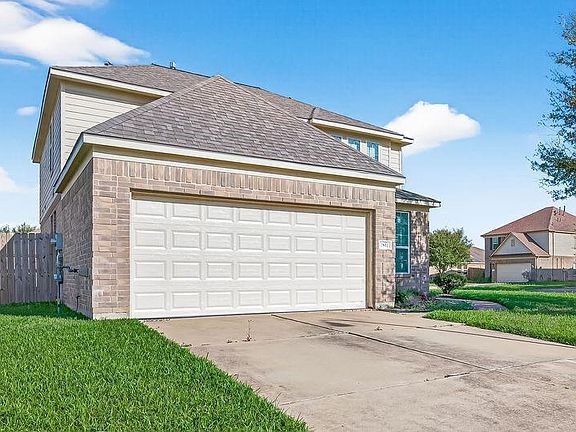 2nd image of 2810 Meadowbrook Ln