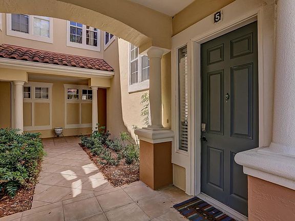 2nd image of 95029 San Remo Dr Unit 5