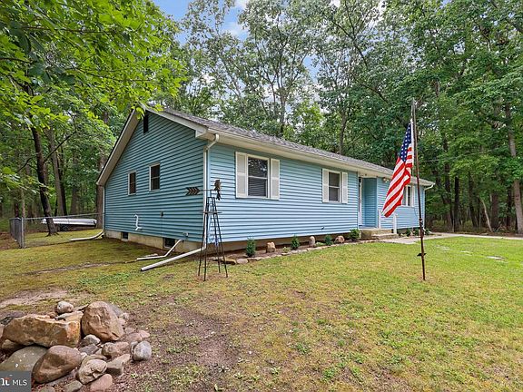 2nd image of 311 Bobolink Blvd