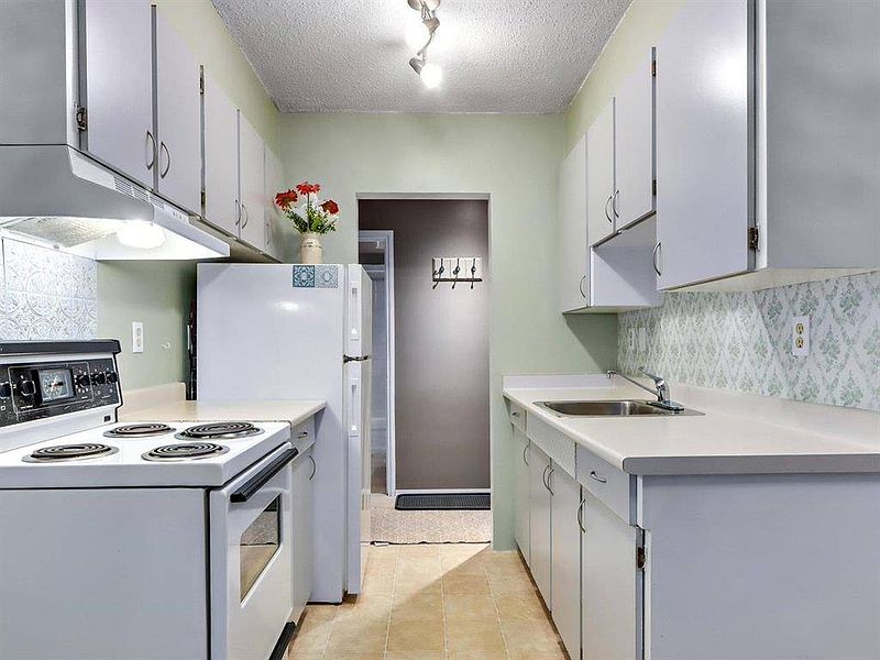 Vancouver Apartment for rent - 1 Bedroom — photo 16