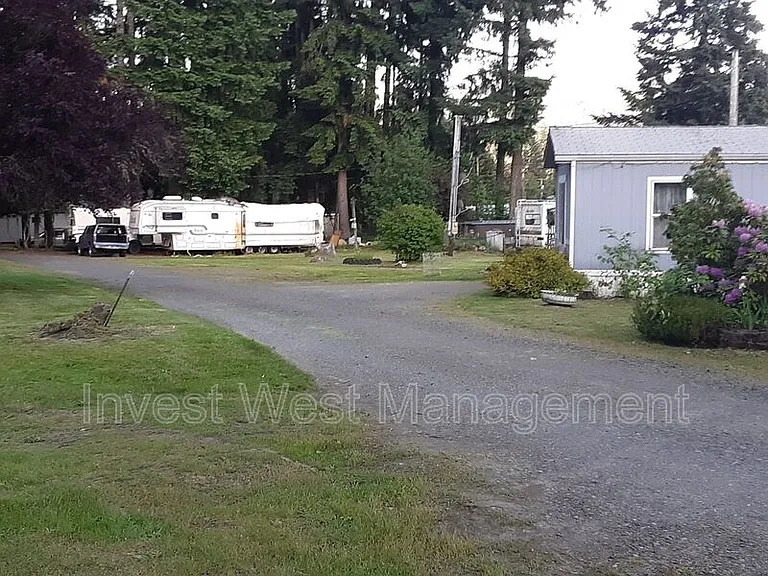 626 Silverbrook Rd #10 — Photo 20