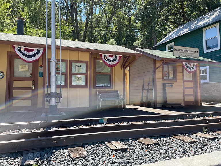 5445 Cazadero Hwy #B — Photo 23