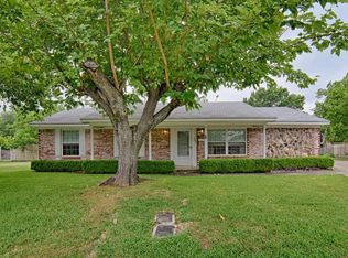 302 Katherine Ct, Duncanville, TX 75137