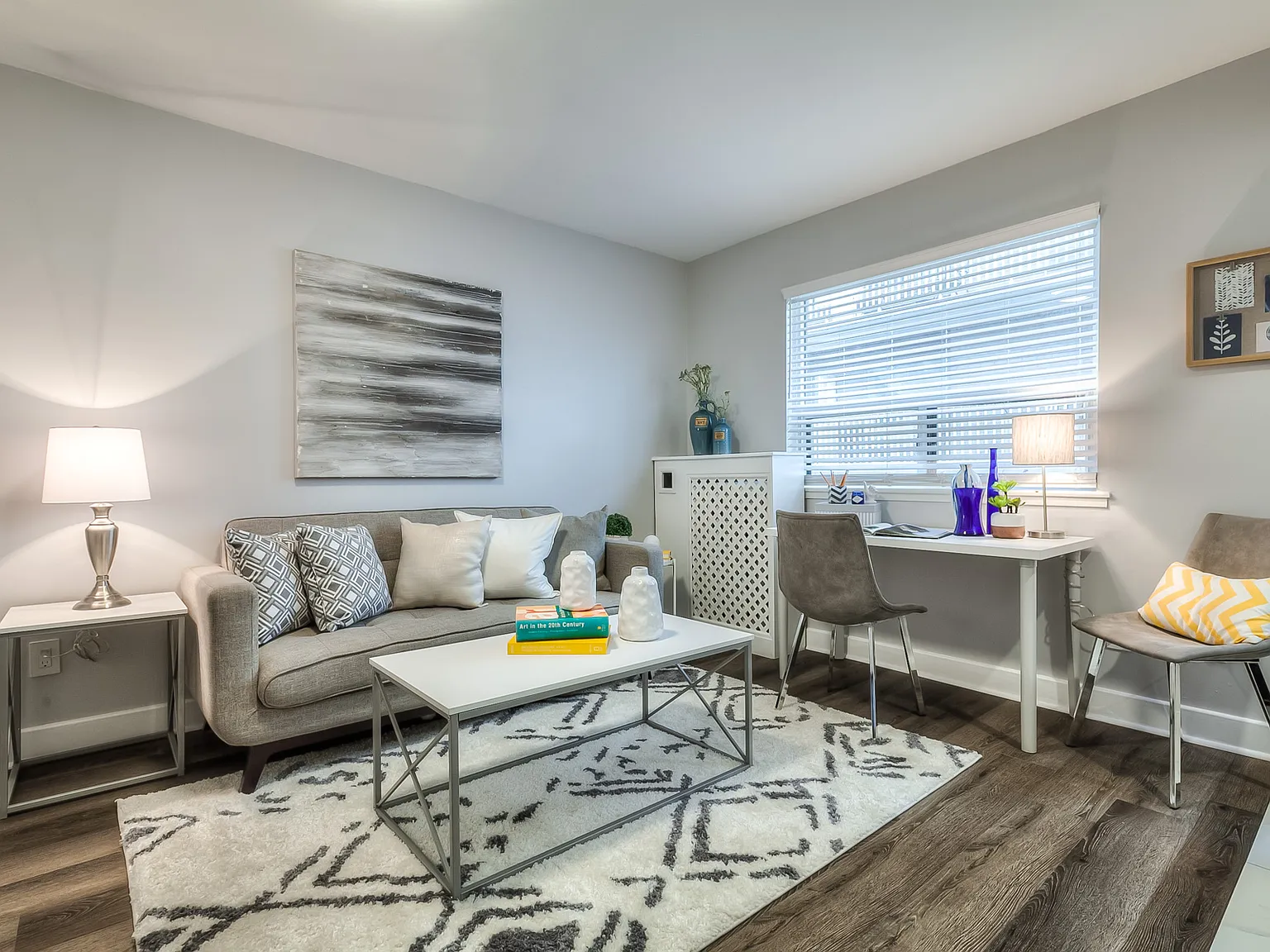 214 Wellesley Street East Toronto — Photo 2
