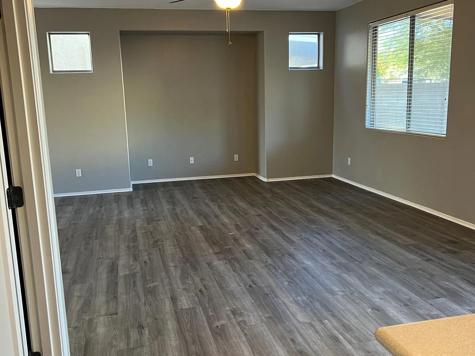 3 bed, 2.5 bath, 1578 sqft, $1,850 — Photo 3
