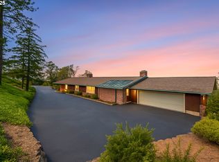 115 W Scenic Dr, The Dalles, OR 97058