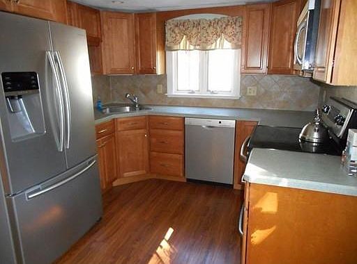 2nd image of 55 4th Ave
