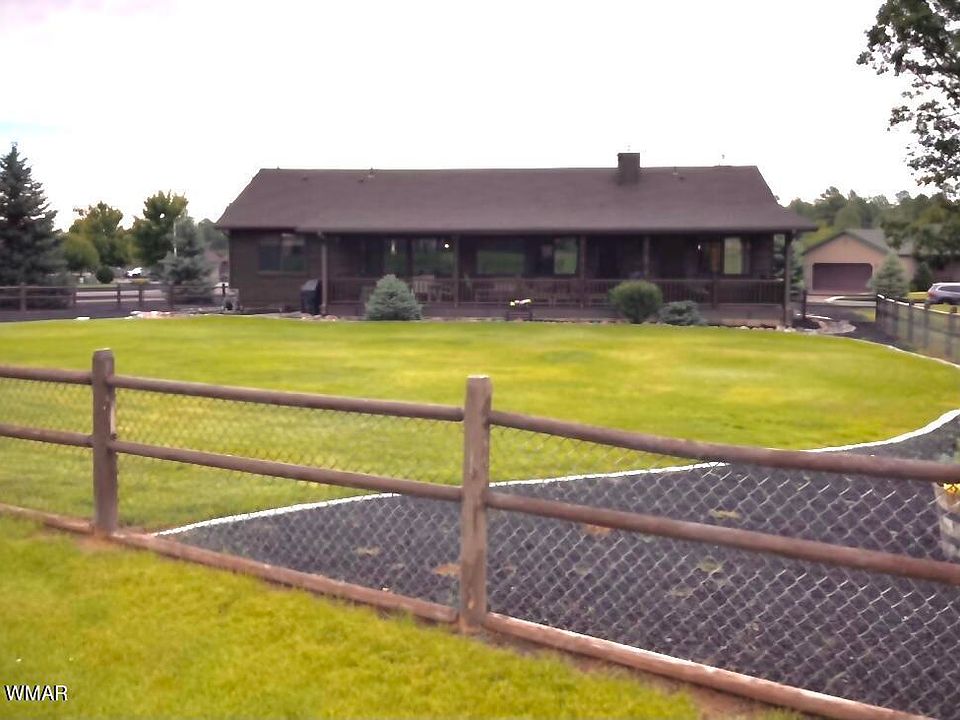 2nd image of 1080 N Bison Golf Ct