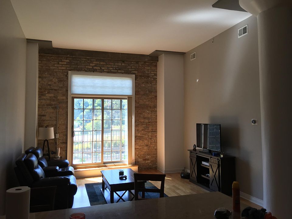 1st image of 1117 Broad St Unit 3C