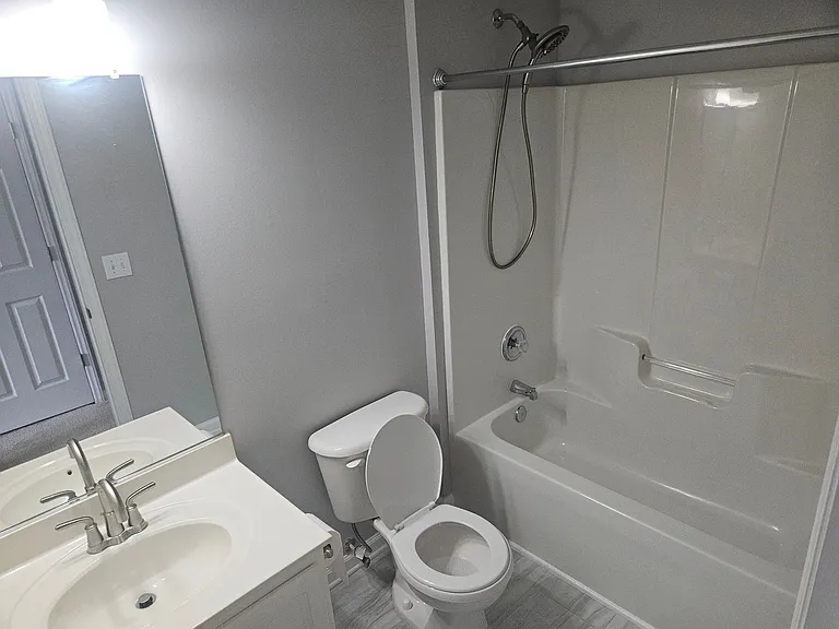 5714 Clearbay Ln — Photo 12