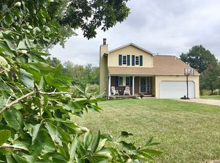 2263 Harbor Run Ln, Lake View, NY 14085