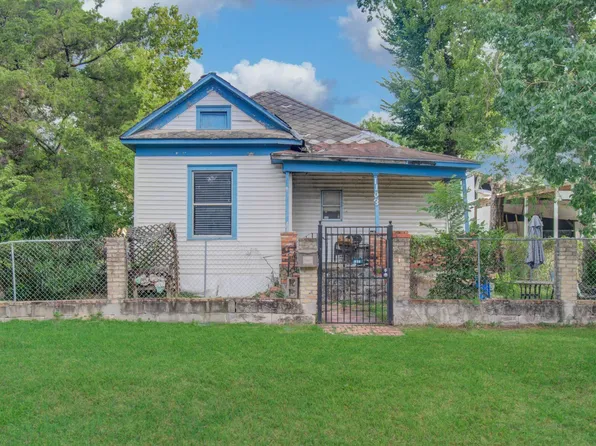 1103 Harrington St, Houston, TX 77009