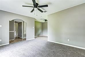 3rd image of 9907 Kell Dr