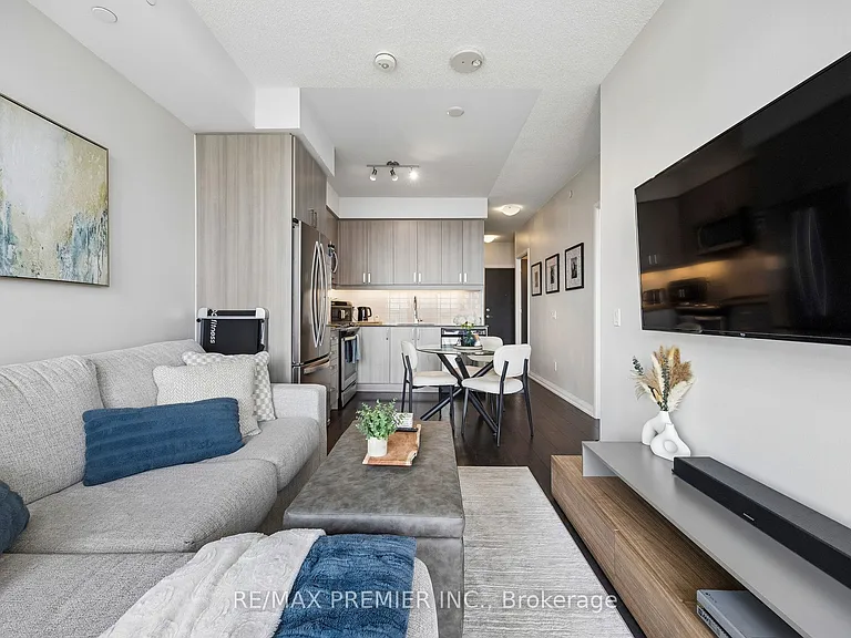 7895 Jane St #1717 — Photo 30