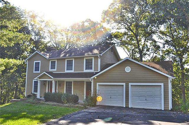 2nd image of 18508 Hawks Hill Rd
