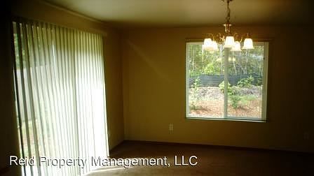 5th image of 681 NE Collins Lake Dr