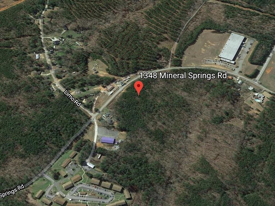 2nd image of 1348 Mineral Springs Rd