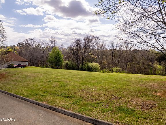 4th image of 2526 Red Wing Way