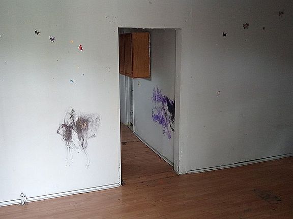 5th image of 133 Inez Ave
