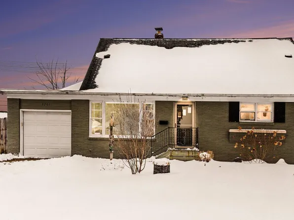 2201 Homewood Ave, Mishawaka, IN 46544